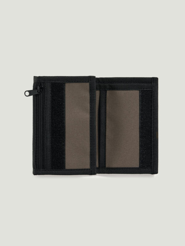 Taschen-Wallets-Polar-Skate-Co-03-2.jpg